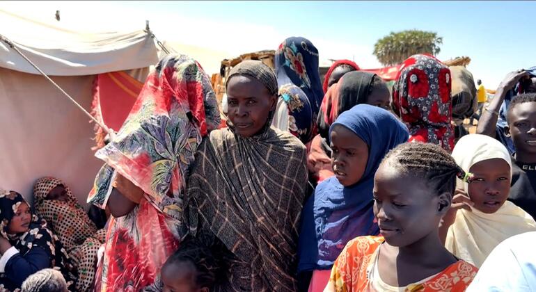 Sudanese Women and Children find refuge in Goz Al Salam Displacement Camp, White Nile State, Sudan.
